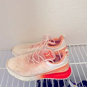 Louis Vuitton Men’s Orange White Knit V.N.R sneakers